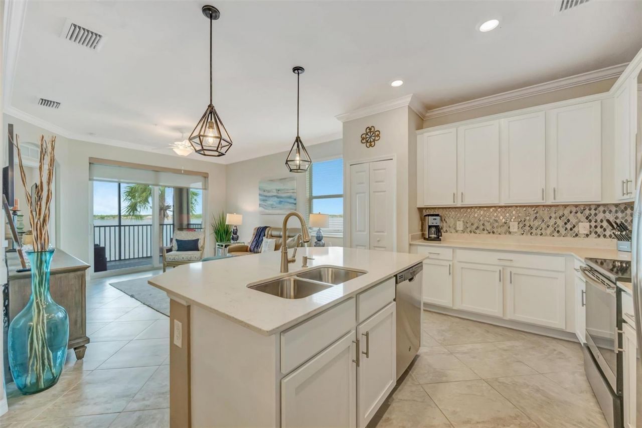 920 Tidewater Shores Loop , Unit 308, Bradenton, FL 34208 Photo