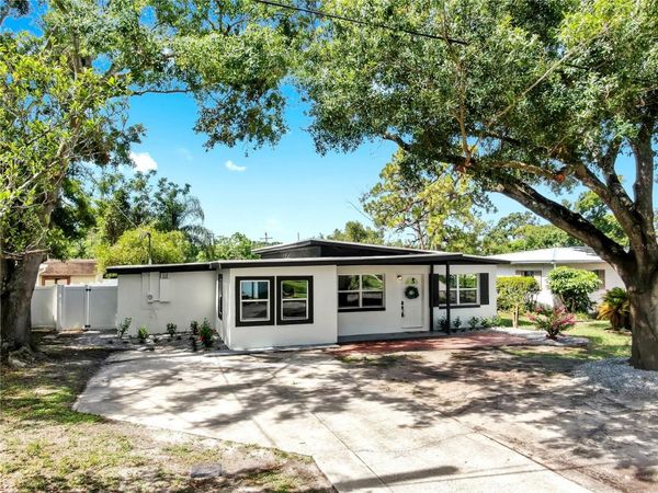 4112 W LAWN AVENUE, TAMPA, FL 33611