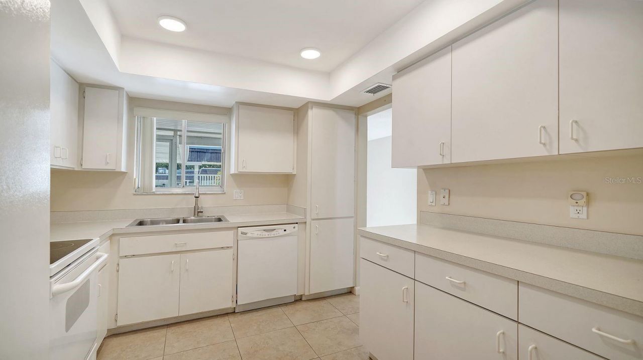 3961 Ashwood Lane, Unit 44, Sarasota, FL 34232 Photo