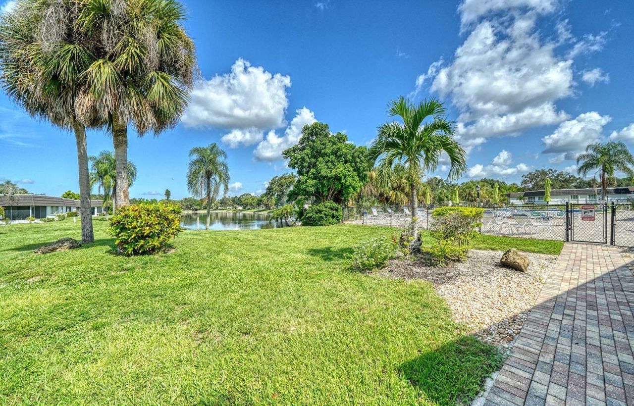 3961 Ashwood Lane, Unit 44, Sarasota, FL 34232 Photo