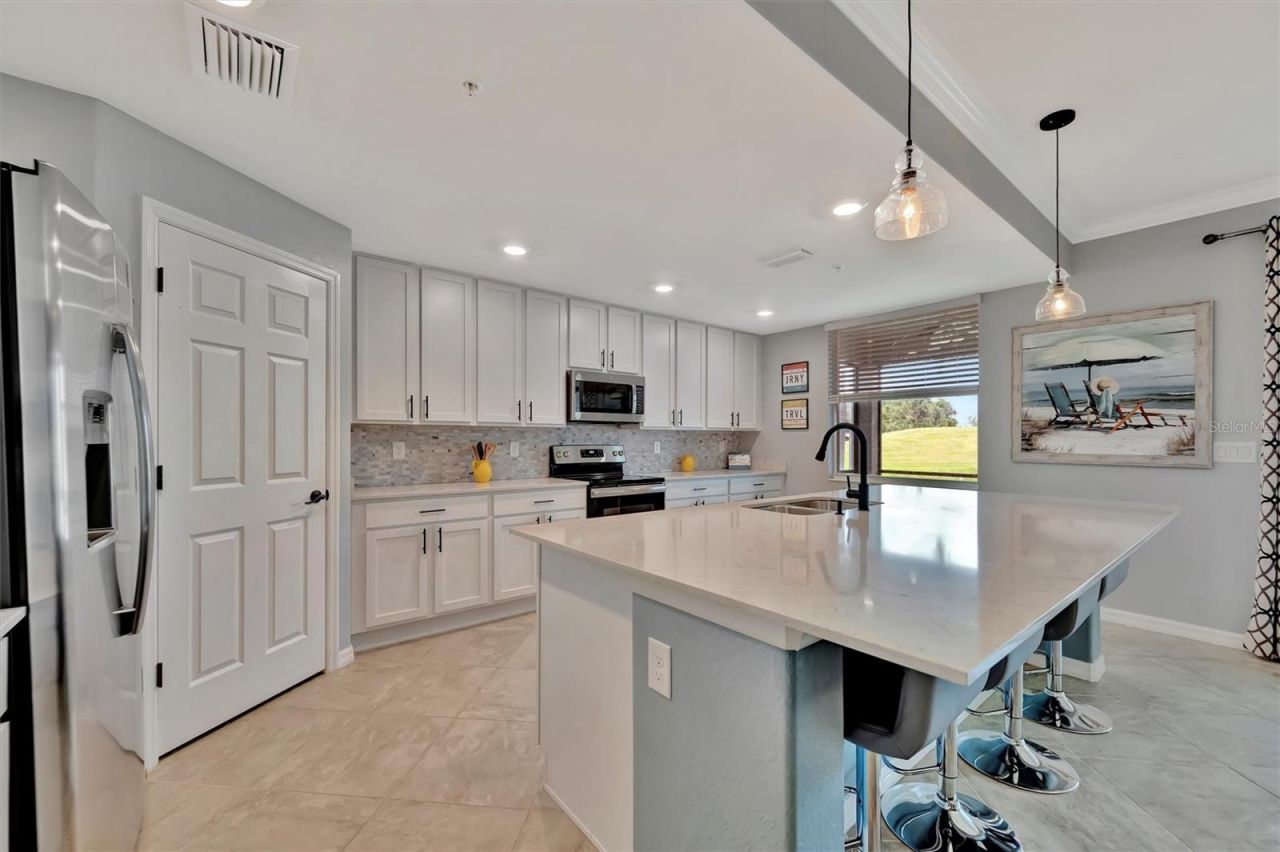 947 Tidewater Shores Loop , Bradenton, FL 34208 Photo
