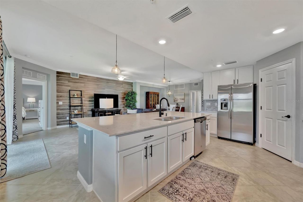 947 Tidewater Shores Loop , Bradenton, FL 34208 Photo