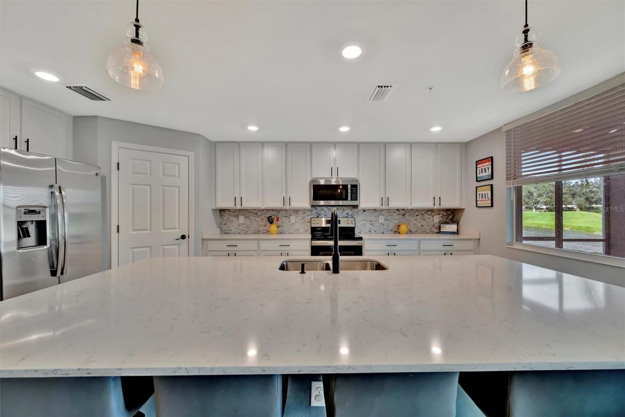 947 Tidewater Shores Loop , Bradenton, FL 34208 Photo