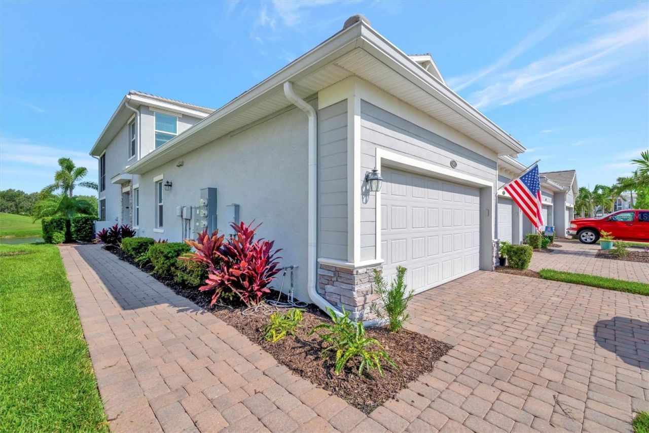 947 Tidewater Shores Loop , Bradenton, FL 34208 Photo