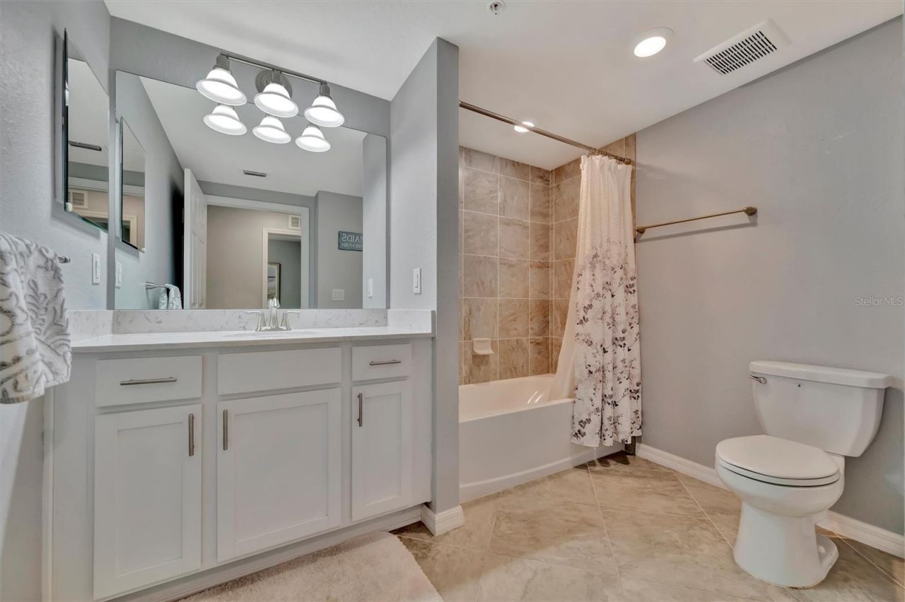 947 Tidewater Shores Loop , Bradenton, FL 34208 Photo