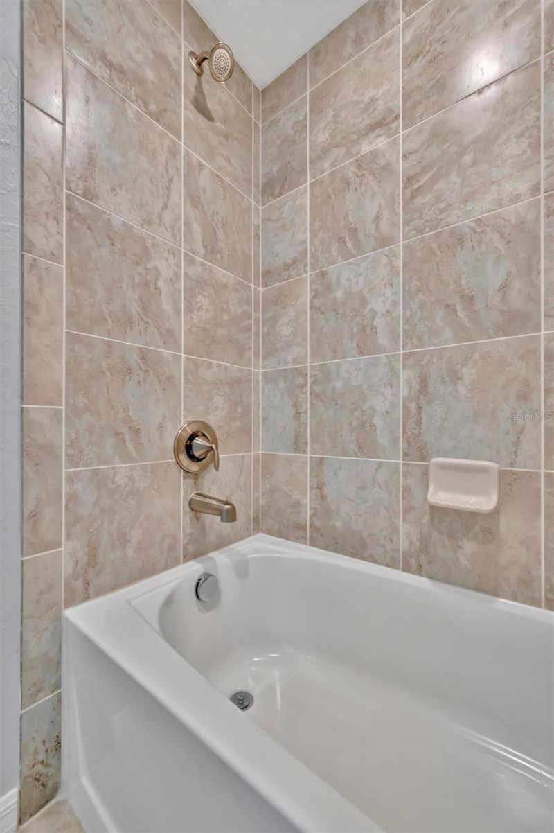 947 Tidewater Shores Loop , Bradenton, FL 34208 Photo