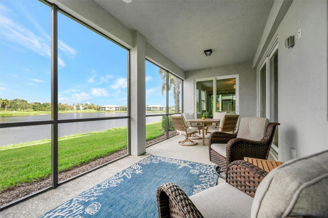 947 Tidewater Shores Loop , Bradenton, FL 34208 Photo