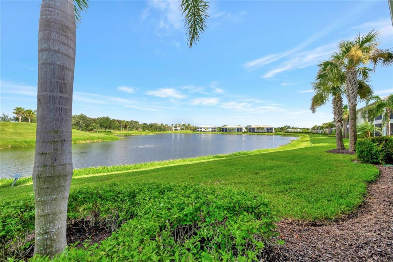 947 Tidewater Shores Loop , Bradenton, FL 34208 Photo