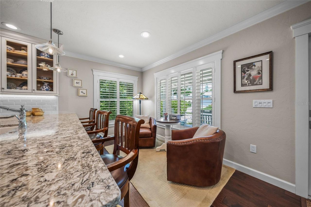 2440 Arlington Street, Sarasota, FL 34239 Photo