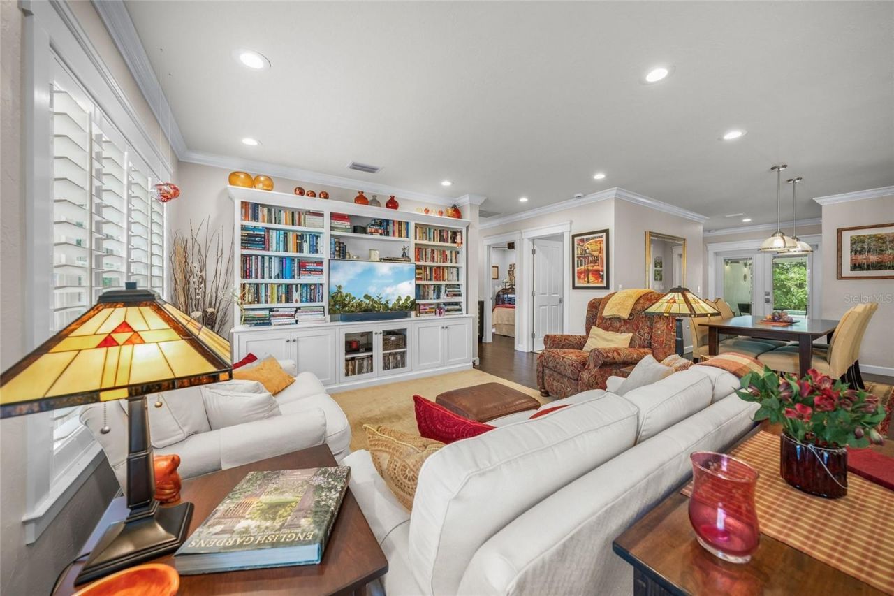 2440 Arlington Street, Sarasota, FL 34239 Photo