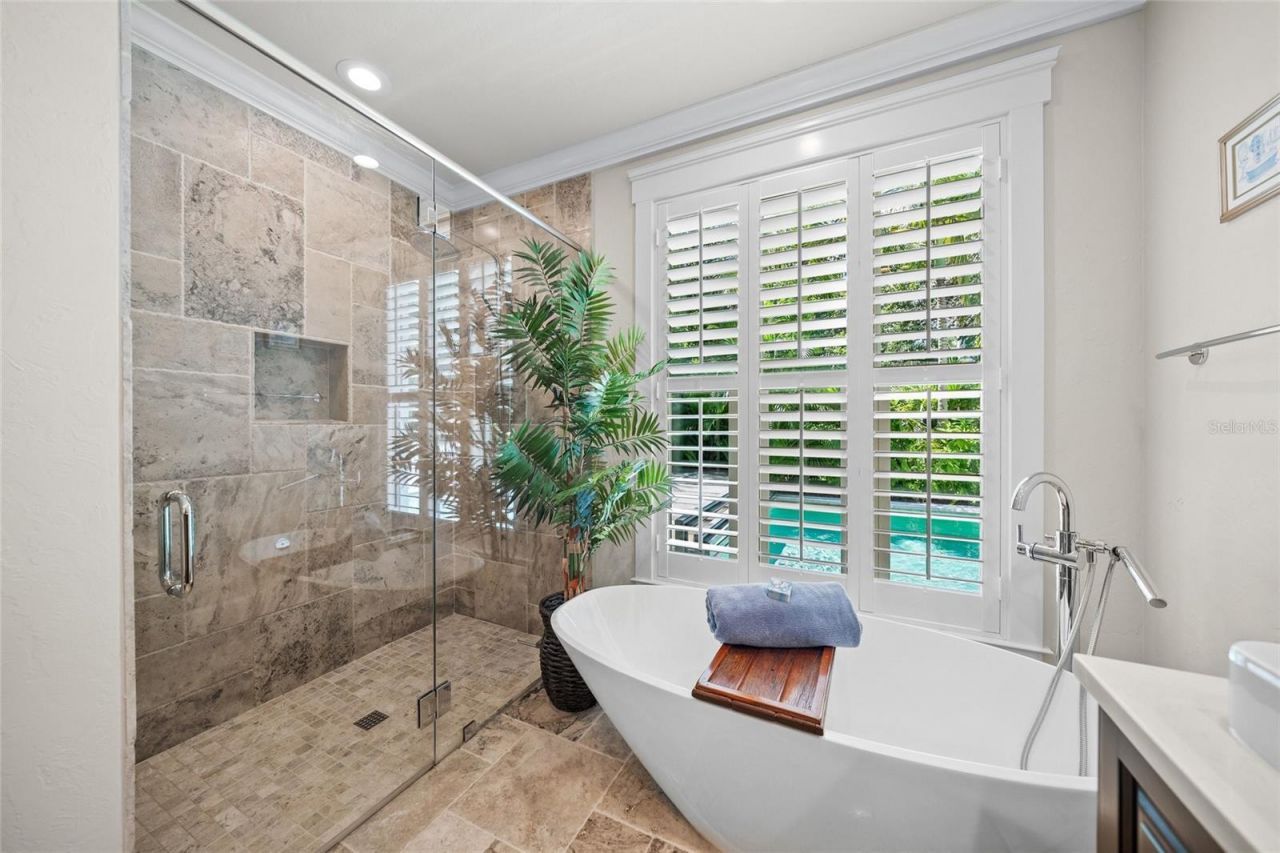 2440 Arlington Street, Sarasota, FL 34239 Photo