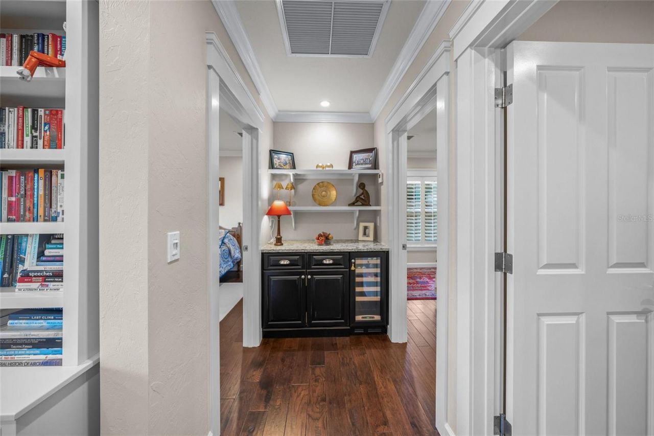 2440 Arlington Street, Sarasota, FL 34239 Photo