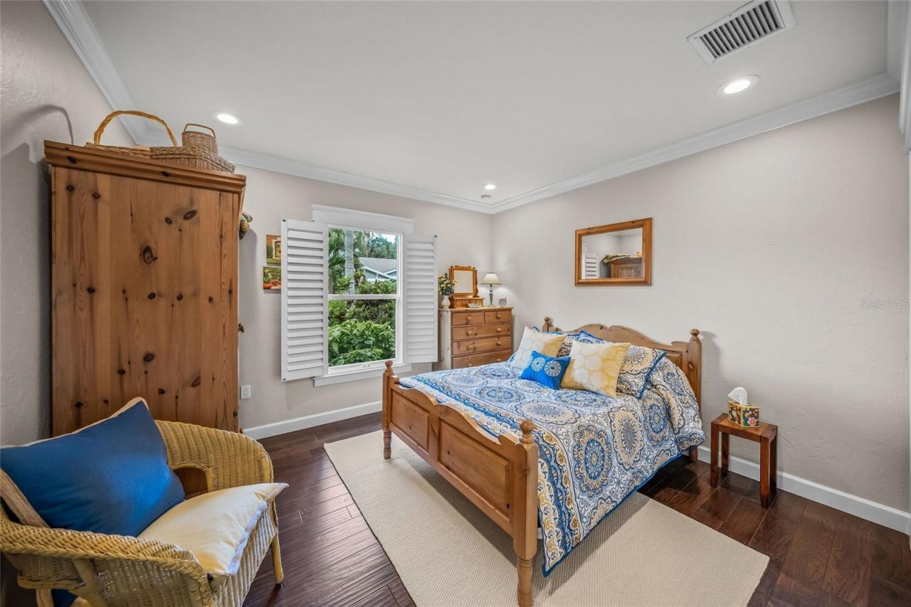 2440 Arlington Street, Sarasota, FL 34239 Photo
