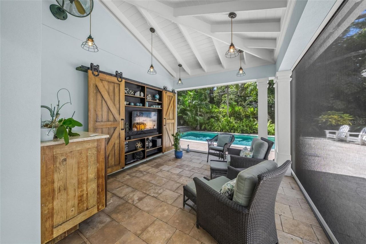 2440 Arlington Street, Sarasota, FL 34239 Photo