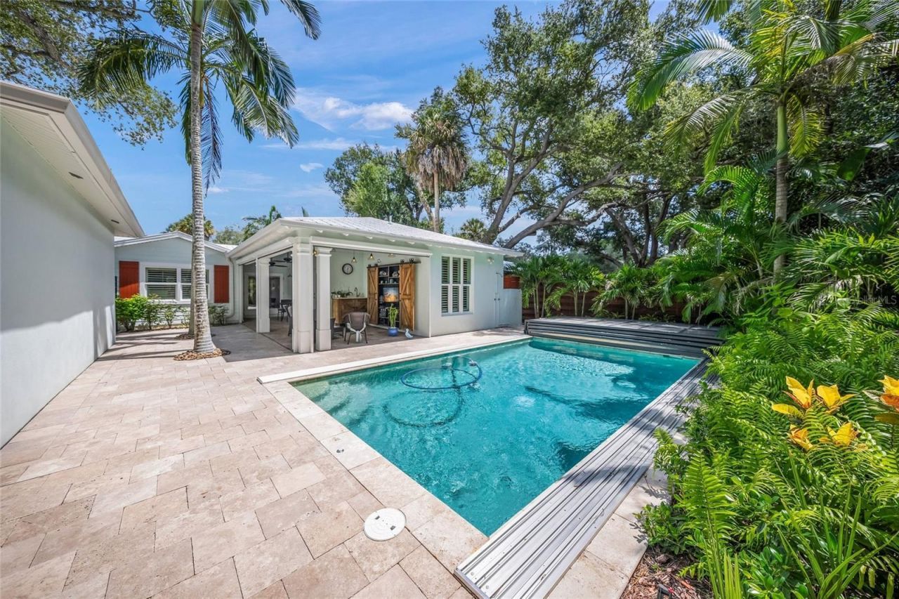 2440 Arlington Street, Sarasota, FL 34239 Photo