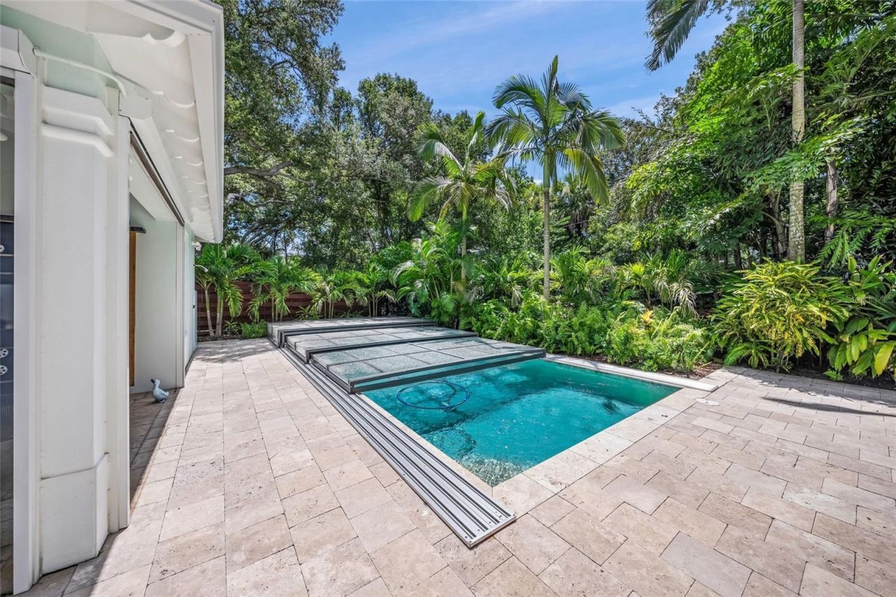 2440 Arlington Street, Sarasota, FL 34239 Photo