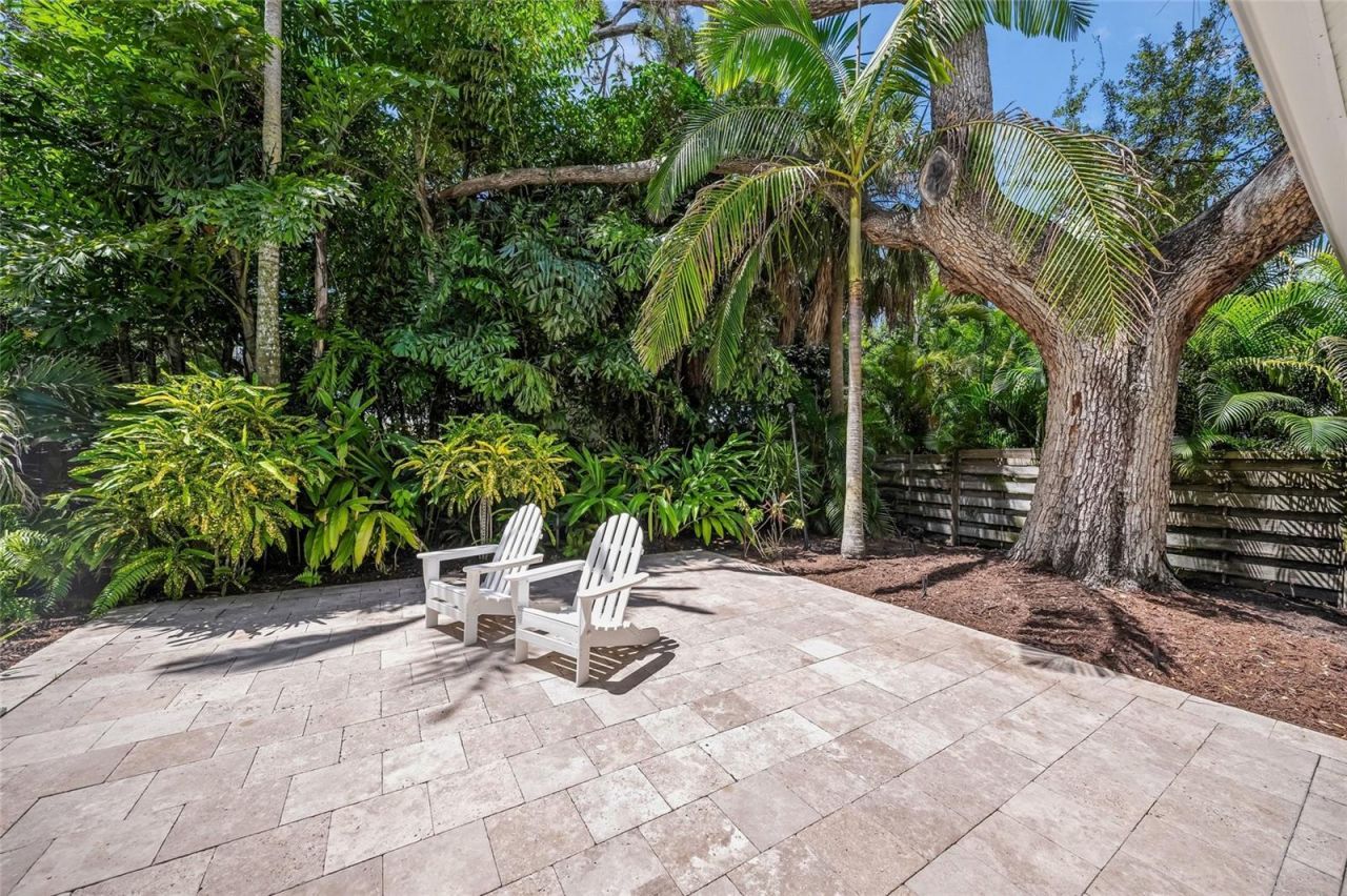 2440 Arlington Street, Sarasota, FL 34239 Photo