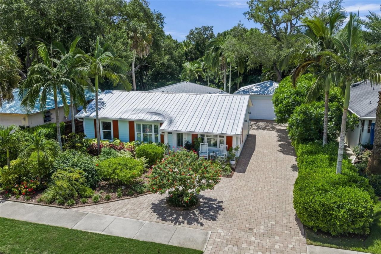2440 Arlington Street, Sarasota, FL 34239 Photo