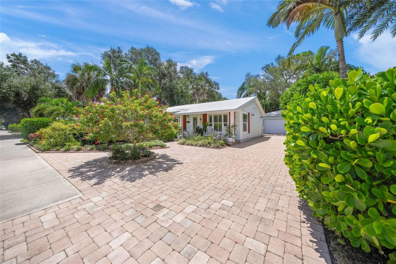 2440 Arlington Street, Sarasota, FL 34239 Photo