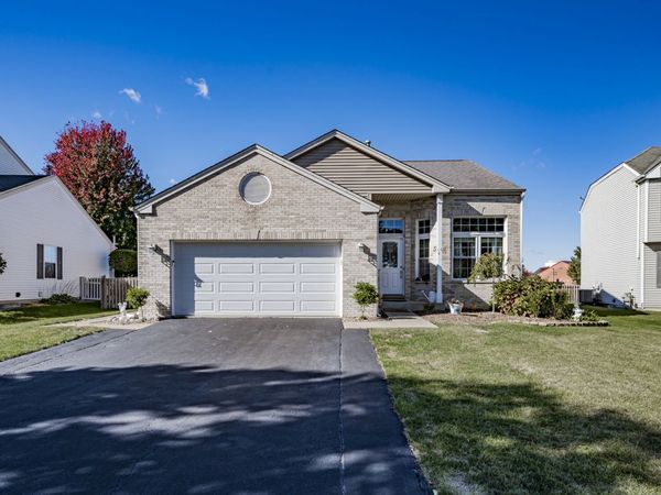 2107 Ashbrook Court, Plainfield, IL 60586