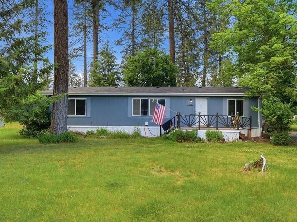 4113 Swallows Rd, Loon Lake, WA 99148