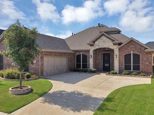 2662 La Jolla Boulevard, Grand Prairie, TX 75054