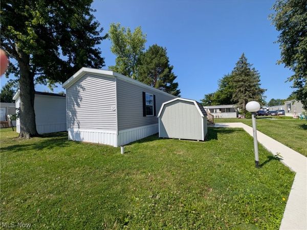 215 Cedar Brook Drive, Elyria, OH 44035