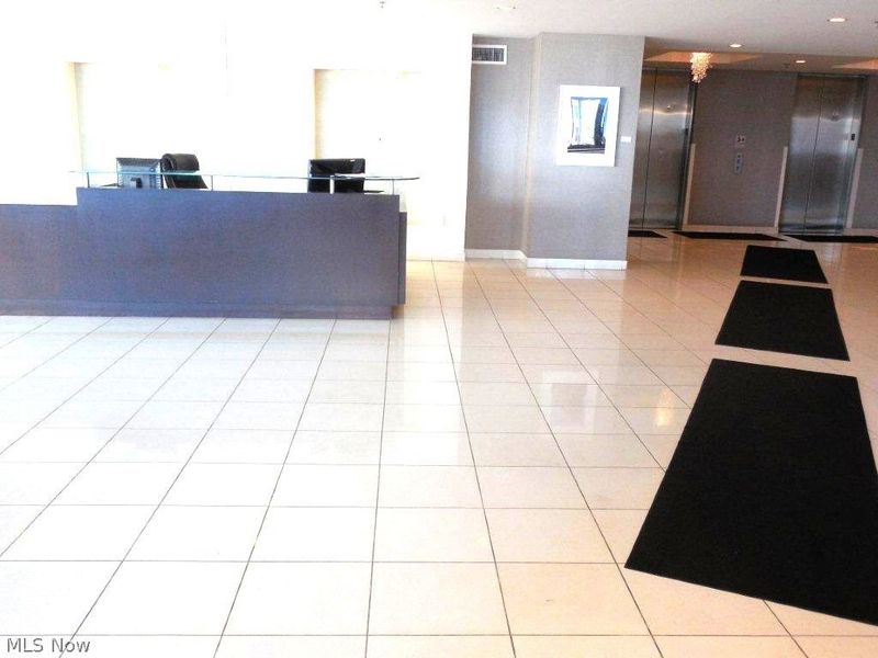701 W Lakeside Avenue, Unit 1107, Cleveland, OH 44113 Photo 28
