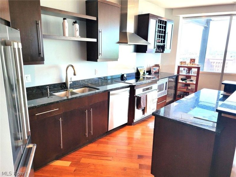 701 W Lakeside Avenue, Unit 1107, Cleveland, OH 44113 Photo 8