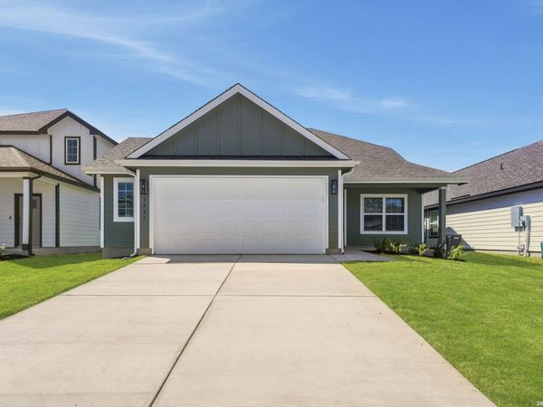 1237 Sweden, Seguin, TX 78155
