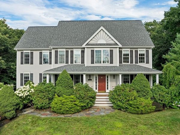 8 Hemlock Lane, Groveland, MA 01834