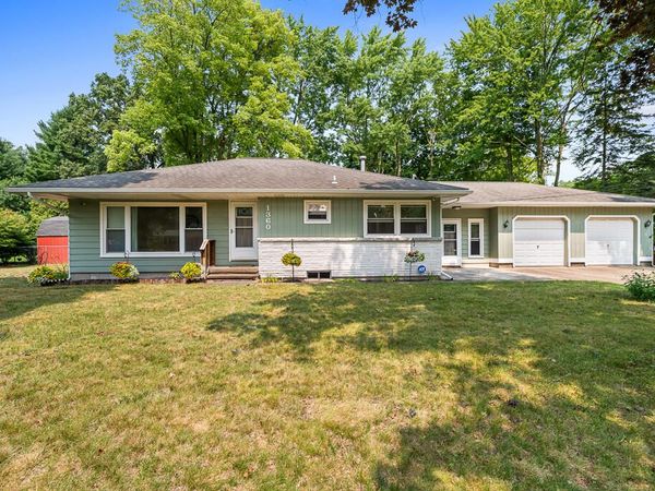 1360 Logan Road, Muskegon, MI 49445