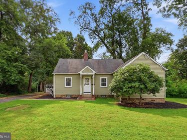 925 GILBERT ROAD, CHELTENHAM, PA 19012