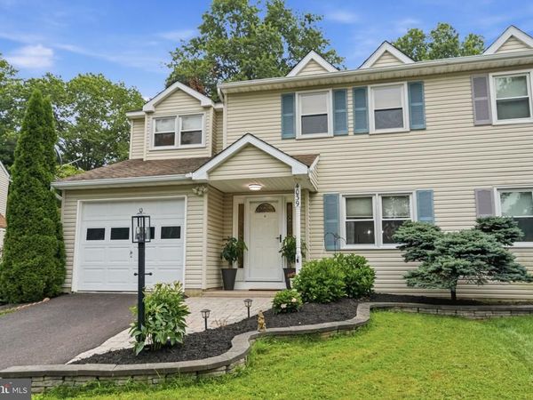 4039 HOLLY WAY, DOYLESTOWN, PA 18902