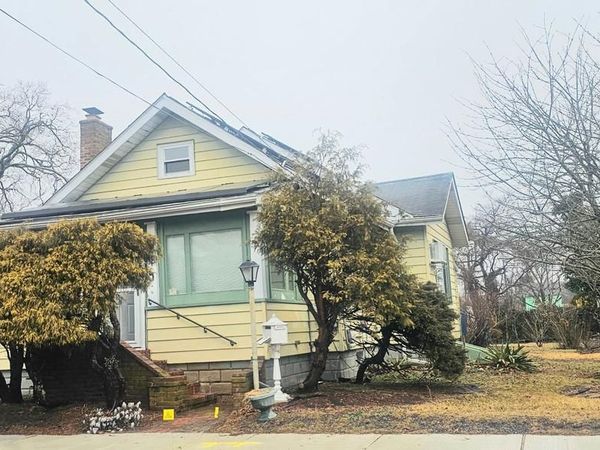 30 W RIDGEWOOD AVENUE, PLEASANTVILLE, NJ 08232