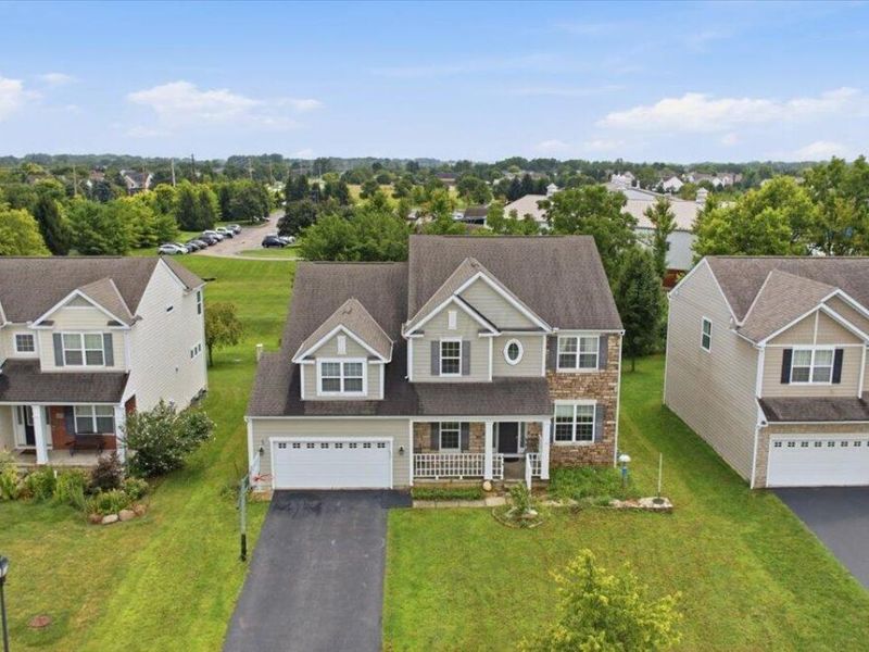 6061 Baumeister Drive , Hilliard, OH 43026 Photo 4