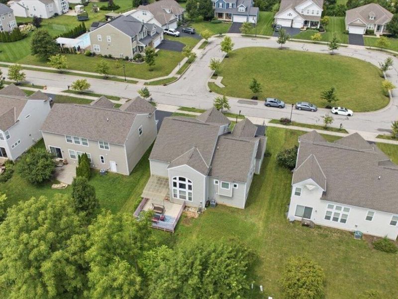 6061 Baumeister Drive , Hilliard, OH 43026 Photo 5
