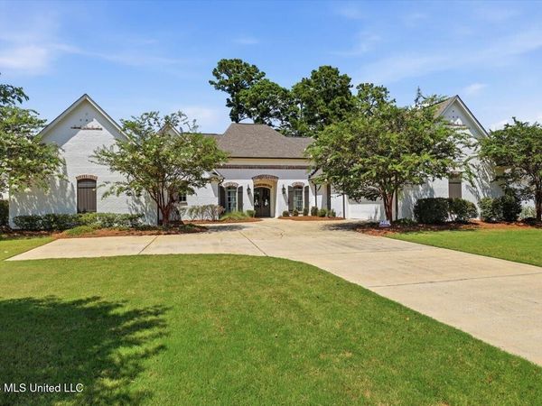 178 Ironwood Plantation Boulevard, Madison, MS 39110