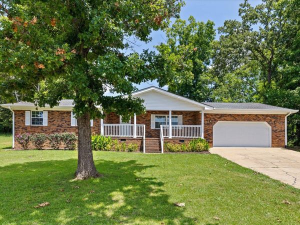131 General Hays Road , Fort Oglethorpe, GA 30742