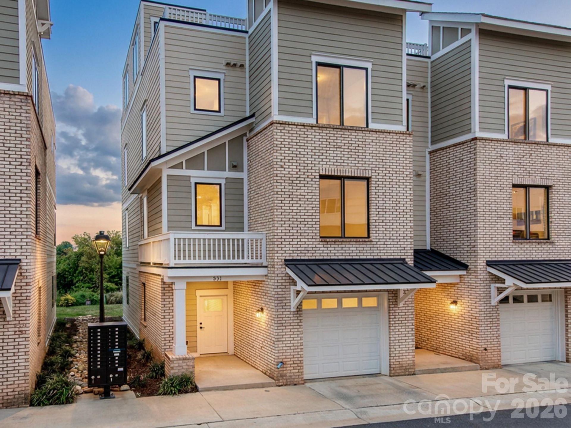 931 Cityscape Drive , Charlotte, NC 28205 Main Photo