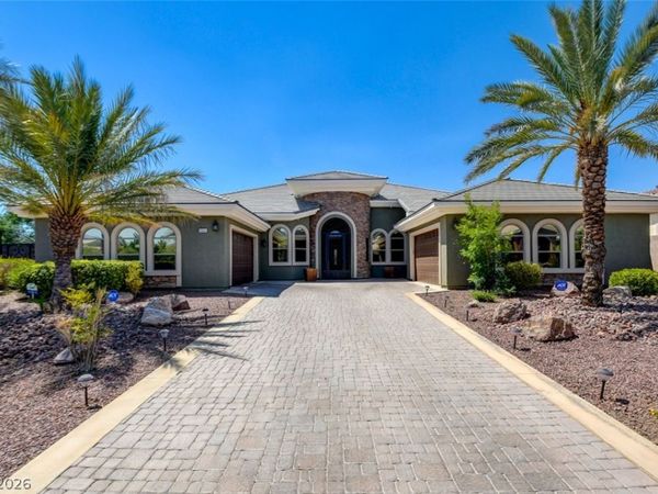 8465 Picket Ridge Court, Las Vegas, NV 89143