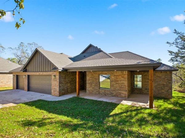 12444 Oak Alley, Guthrie, OK 73044