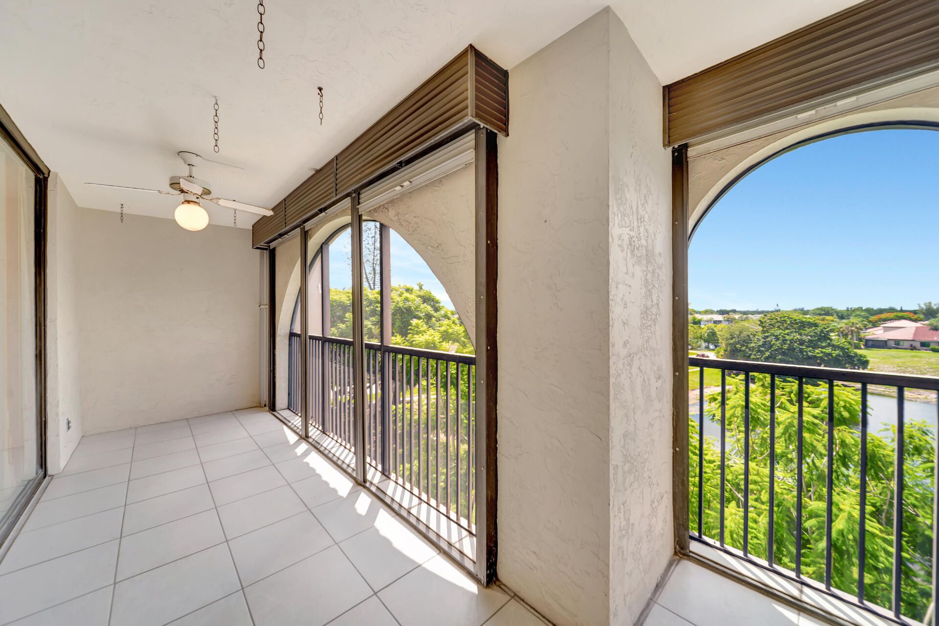 3485 Environ Boulevard, Unit C504, Lauderhill, FL 33319 Photo