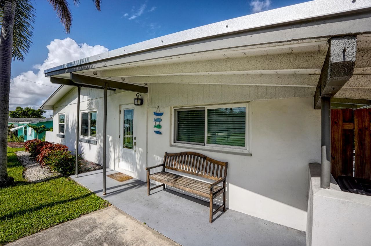 3444 NE Sandra Drive, Jensen Beach, FL 34957 Photo