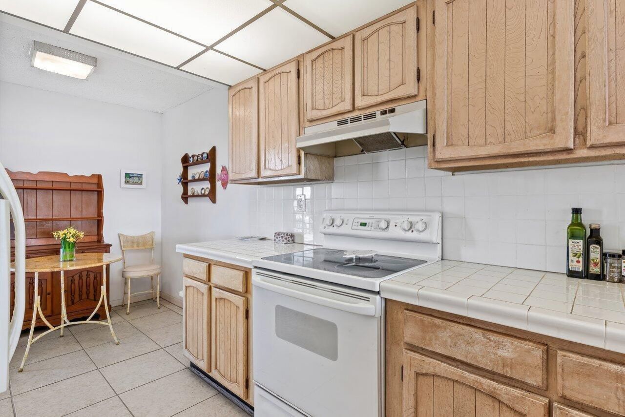 13 Royal Palm Way, Unit 602, Boca Raton, FL 33432 Photo