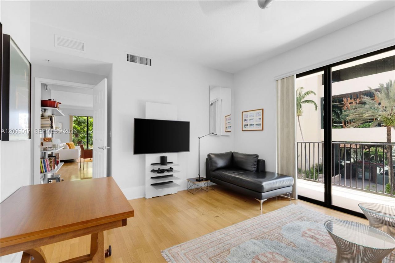 100 Andalusia Ave , Unit 312, Coral Gables, FL 33134 Photo