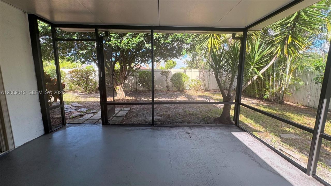 821 W Beckley Sq, Davie, FL 33325 Photo