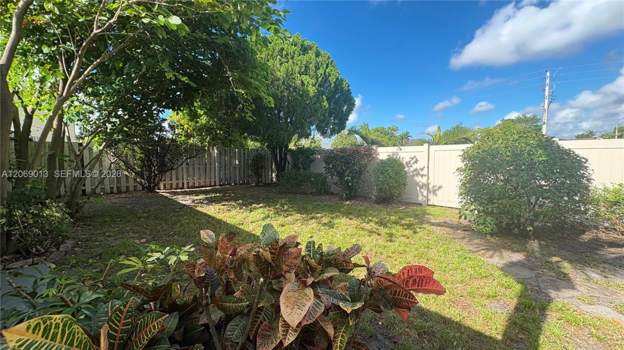 821 W Beckley Sq, Davie, FL 33325 Photo