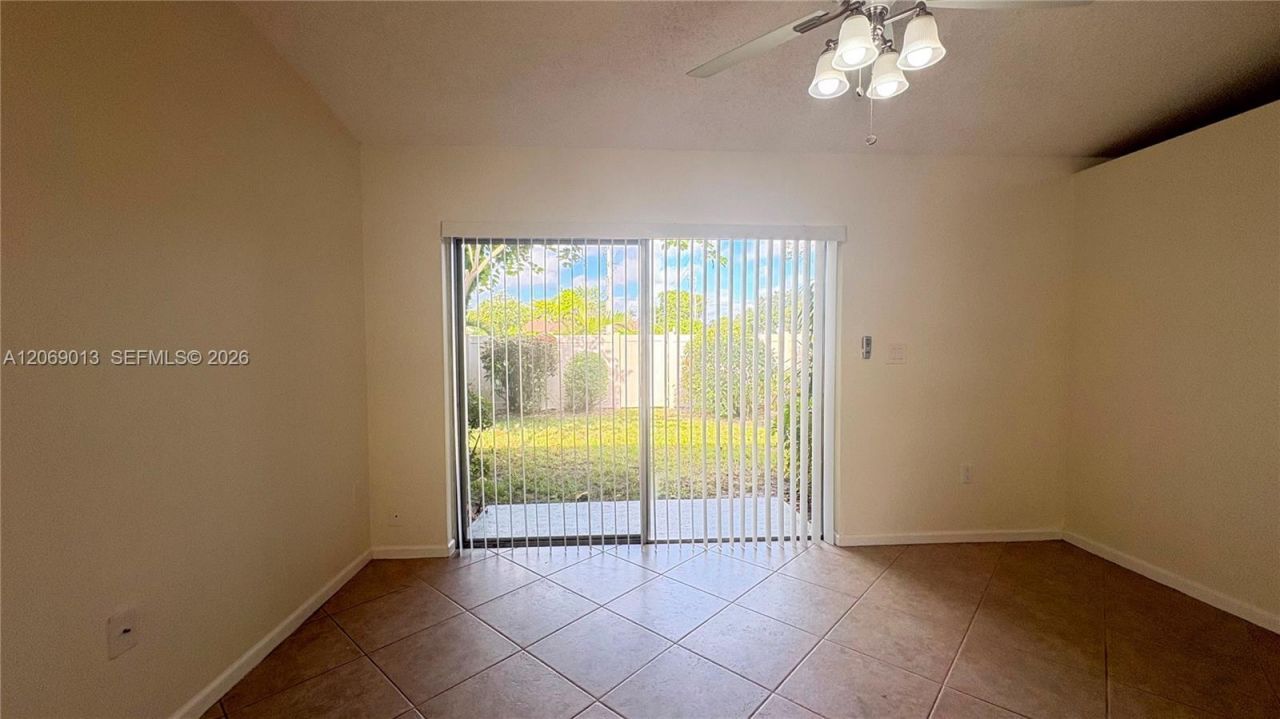 821 W Beckley Sq, Davie, FL 33325 Photo