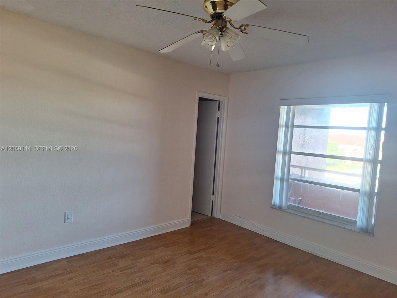 17600 NW 68th Ave, Unit B4009, Hialeah, FL 33015 Photo